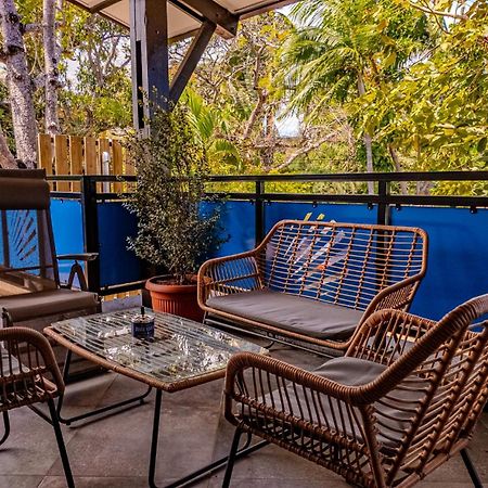 Les 3 Sables, Capucin Apartment L'Etang-Sale Luaran gambar