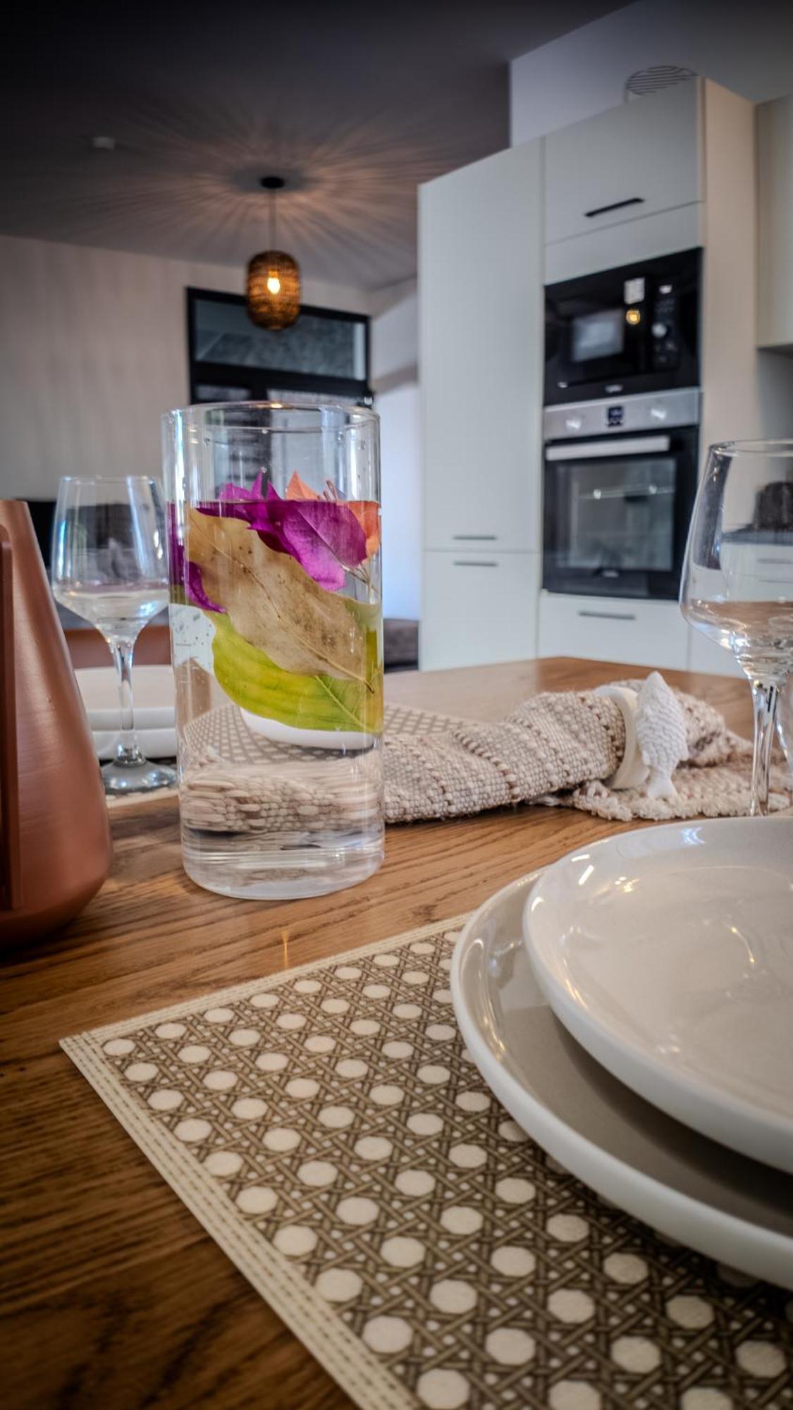 Les 3 Sables, Capucin Apartment L'Etang-Sale Luaran gambar