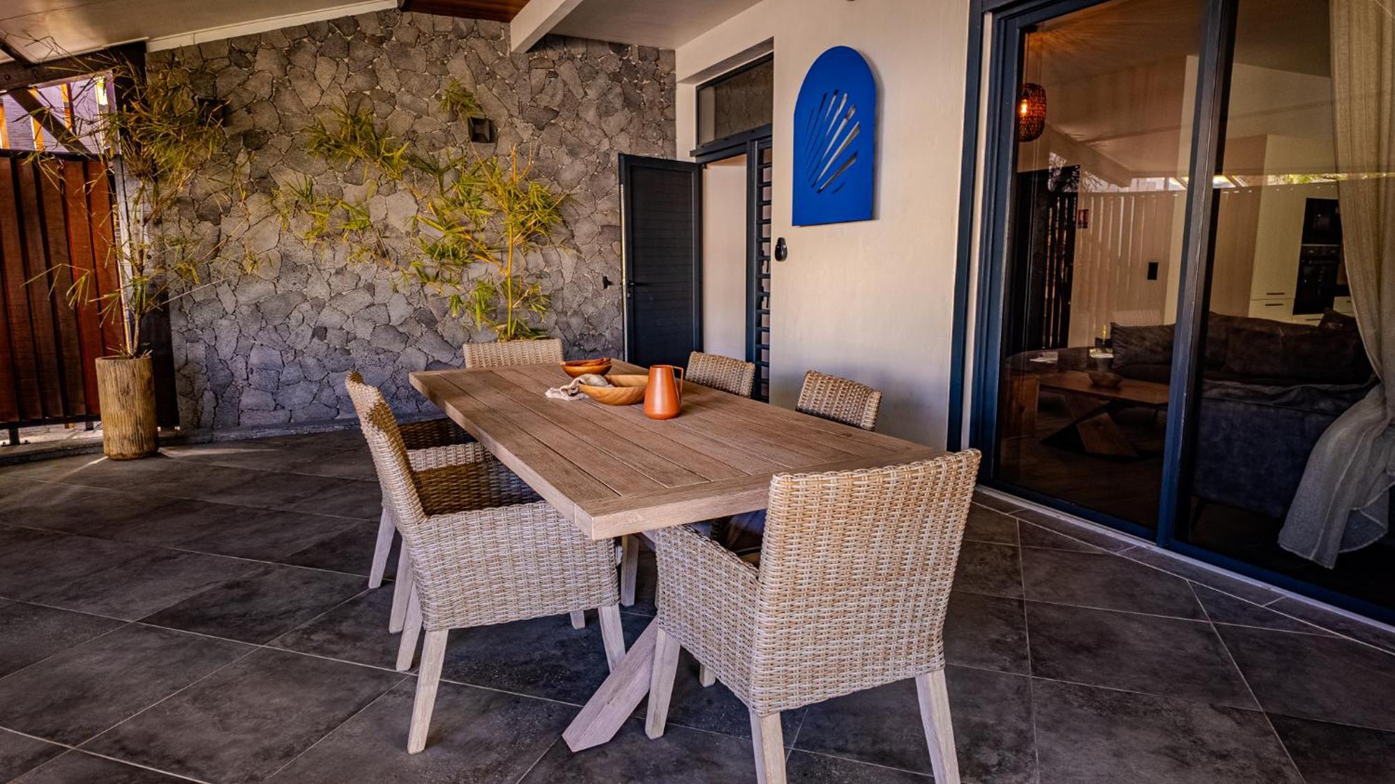 Les 3 Sables, Capucin Apartment L'Etang-Sale Luaran gambar