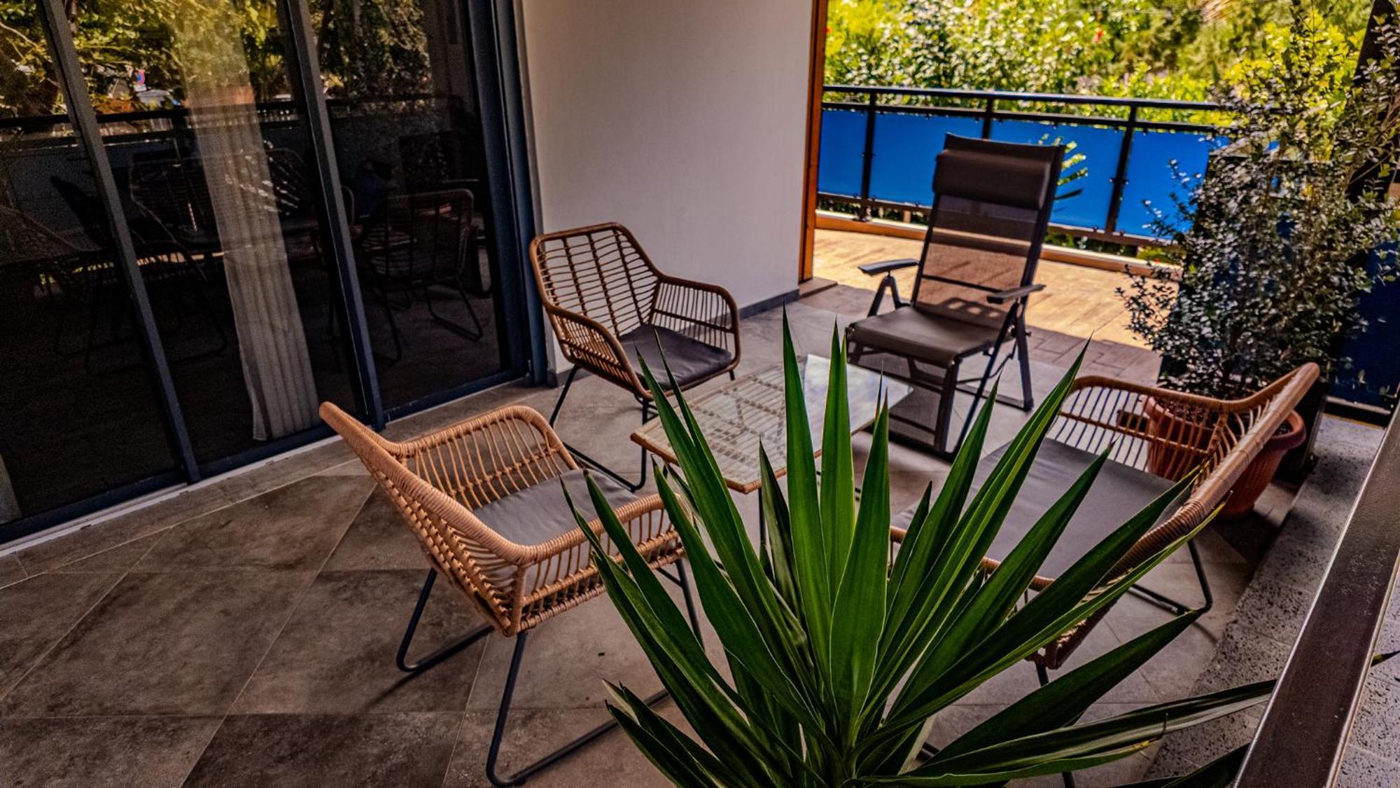 Les 3 Sables, Capucin Apartment L'Etang-Sale Luaran gambar